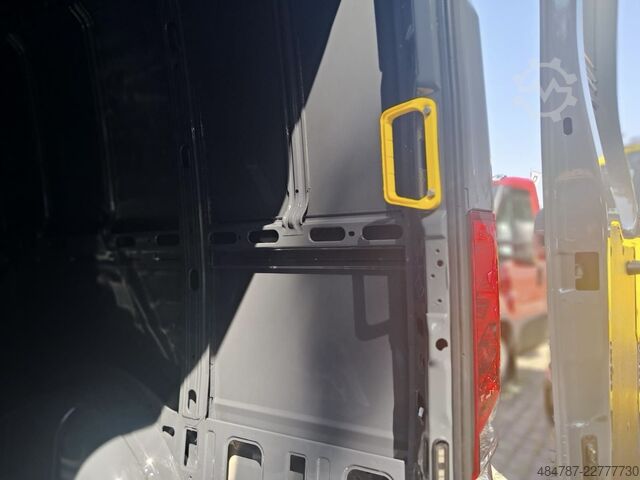 Furgone IVECO Daily 35S16BV L3H2 12m3 - SOFORT
