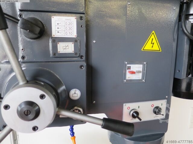 Pillér fúrógép KAMI BKM 3035VS