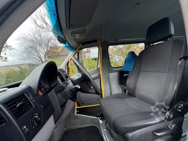 Minibus MERCEDES-BENZ Sprinter 311 Cdi Automatik L2H2 VDL 9Sitze Lift