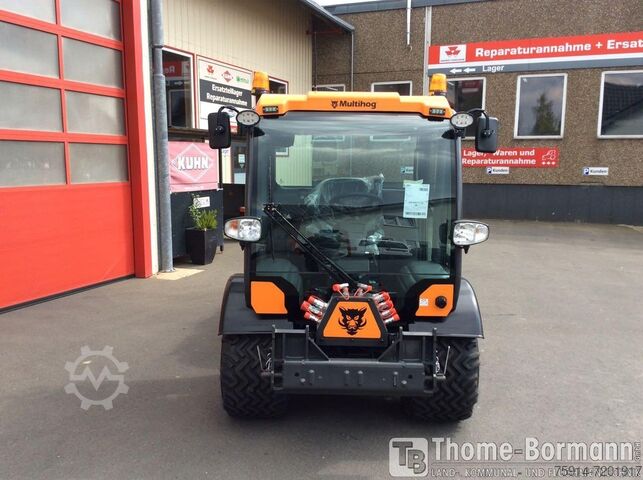 Gemeentelijke tractor Multihog MX120