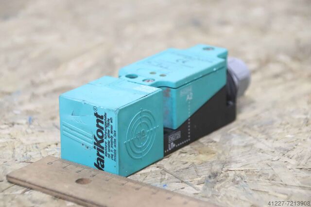 Proximity switch Pepperl+Fuchs Varikont NJ15+