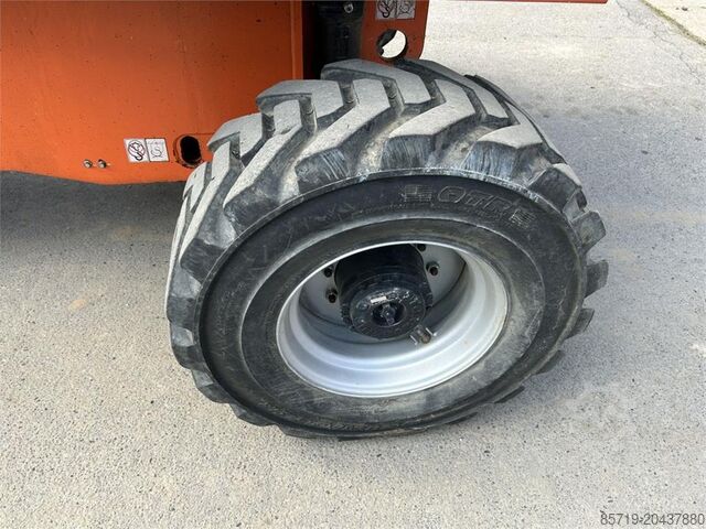 Teleskopisk platform JLG 460SJ (4568)