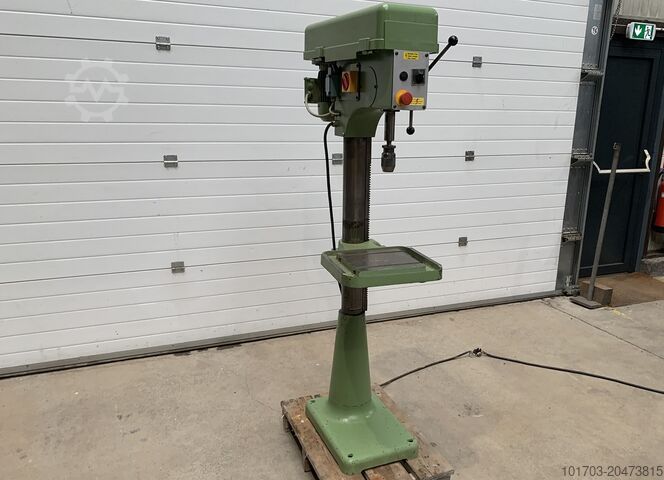 Kolomboormachine Alzmetall AX2