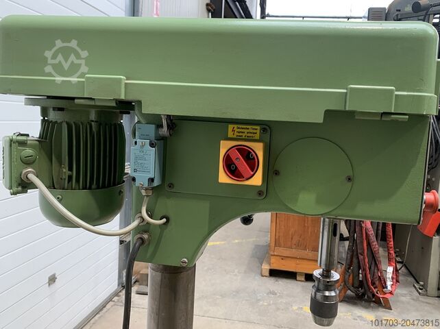 Kolomboormachine Alzmetall AX2