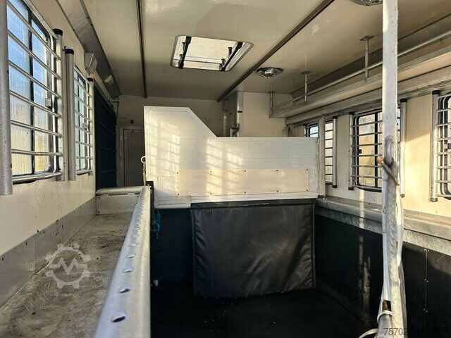 Boskapsbil MAN 10224 Ketterer 4-5 Pferde Wohnung