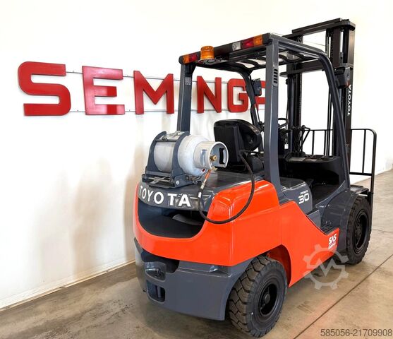 Targonca Toyota 11156 - 02-8FGF30