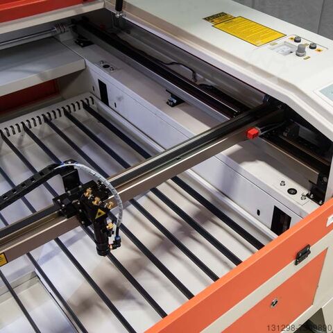 Lasersnijmachine 1600x1000 mm CO2 Wattsan 1610 LT
