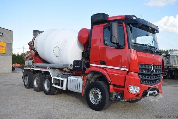 Licuadora Mercedes-Benz Arocs 3640   DEBUF 9 CUB