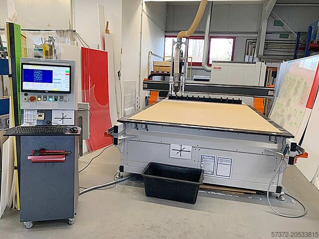 CNC Machining Center BES MCC F 250 VT