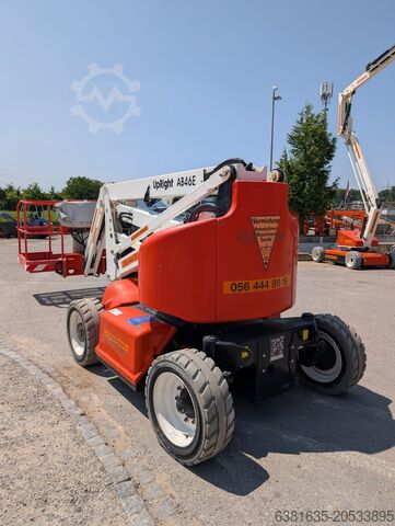 Telescopisch werkplatform UpRight AB46E