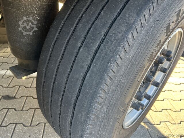 Bavul Schmitz Cargobull SCB S3B / Box / Loadlift -> Not Working / APK T...