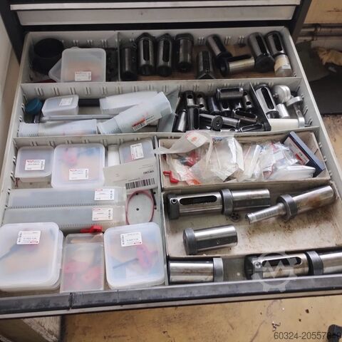 Fresadora e torneiro CNC - 4 eixos - Eixo C (contra-eixo) DOOSAN DAEWOO PUMA 300 MSC