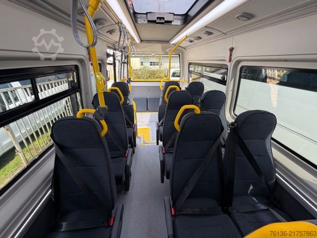 Bybus MERCEDES-BENZ Sprinter 15+27 Linienbus Niederflur Rollstuhl