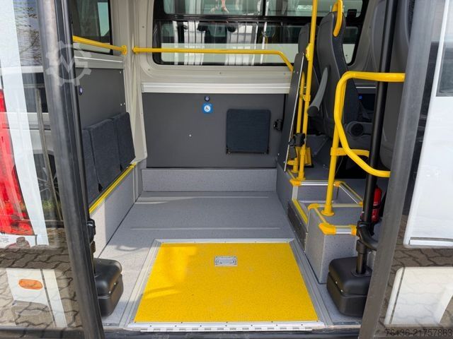 Bybus MERCEDES-BENZ Sprinter 15+27 Linienbus Niederflur Rollstuhl