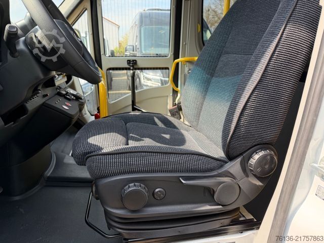 Bybus MERCEDES-BENZ Sprinter 15+27 Linienbus Niederflur Rollstuhl