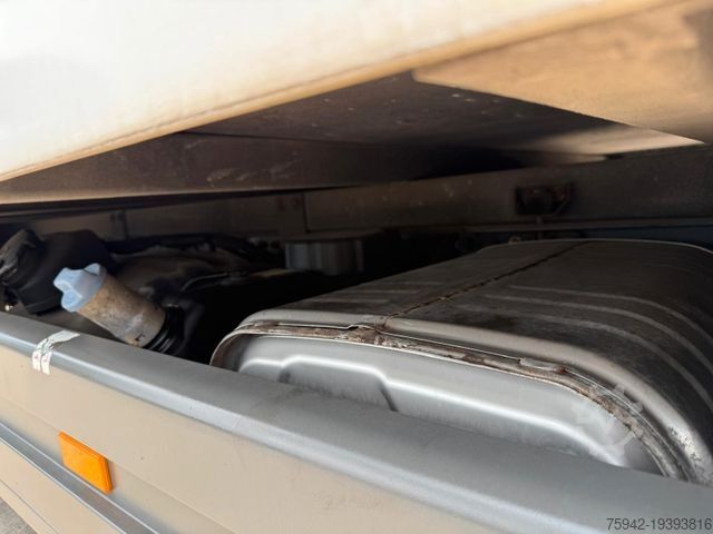 Sandučar MERCEDES-BENZ Atego 3-Sitz LBW