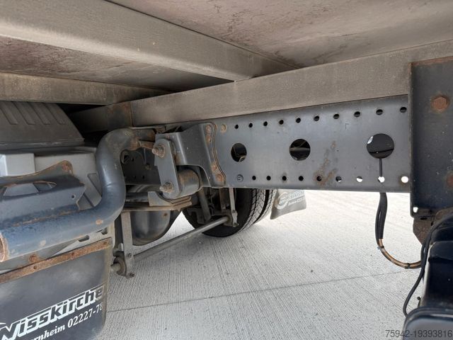 Sandučar MERCEDES-BENZ Atego 3-Sitz LBW