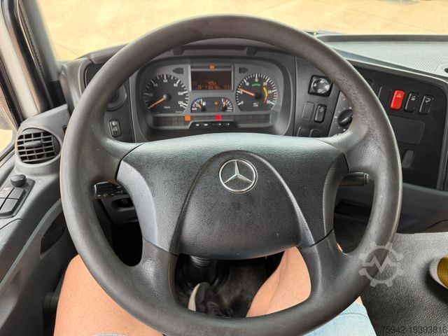 Sandučar MERCEDES-BENZ Atego 3-Sitz LBW