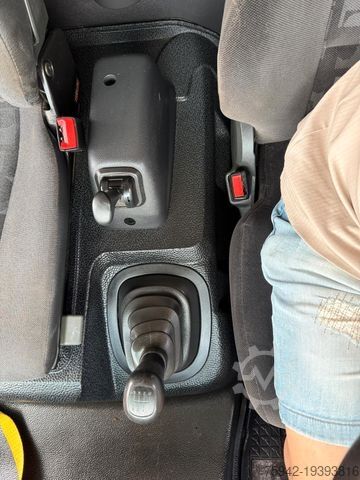 Sandučar MERCEDES-BENZ Atego 3-Sitz LBW