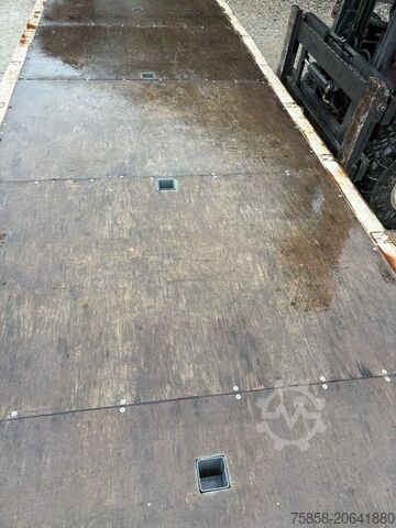 Wissellaadbak open Krone Plattform 7,45m mit Steckrungen mittig