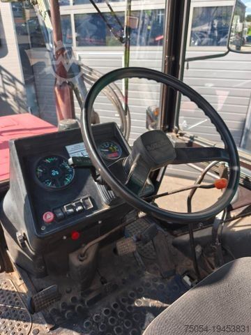 Tractor BELARUS MTS 572