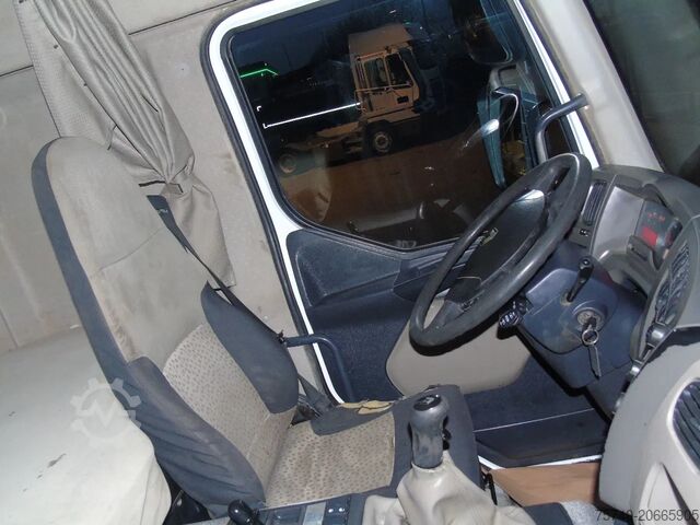 Avfallsbil Renault Kerax 410DXI + 8X4 + MANUAL + SPRING