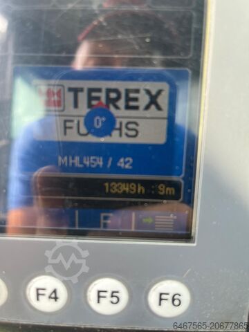 Wheeled excavator Fuchs MHL 454