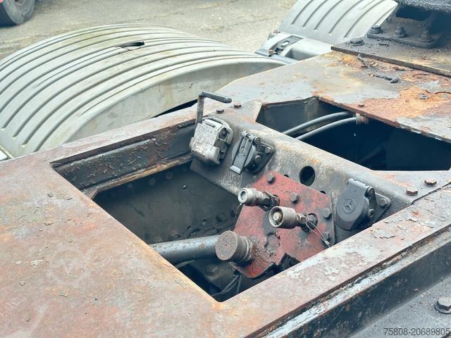 Standard trækkerunit MERCEDES-BENZ Actros 2655 6x4 Kran Palfinger Epsilon 260Z