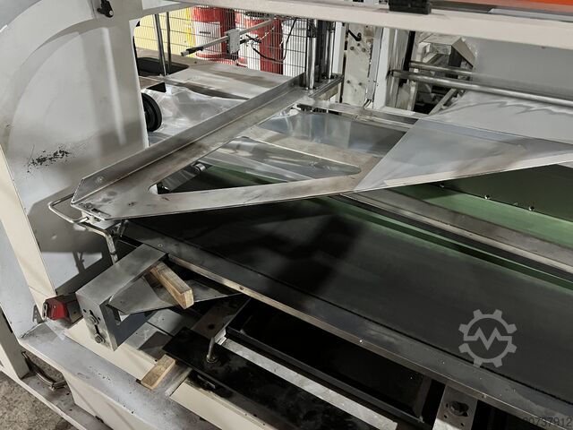 Smršťovací balicí stroj IFP