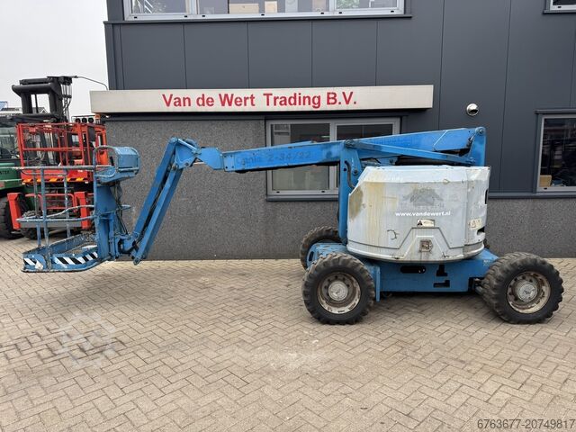Genie Z-34/22 Knikarmhoogwerker 12.5M werkhoogte 4X4 Kubota Diesel 2007 GENIE Z-34/22 Knikarmhoogwerker 12.5M werkhoogte 4X4 Kubota Diesel 2007