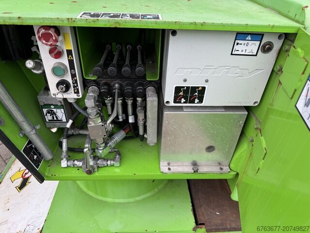NIFTYLIFT Nifty HR12NDE Knikarmhoogwerker / Arbeitsbuhne HYBRIDE Kubota diesel 4x2 2015 NIFTYLIFT HR12NDE Knikarmhoogwerker / Arbeitsbuhne HYBRIDE Kubota diesel 4x2 2015