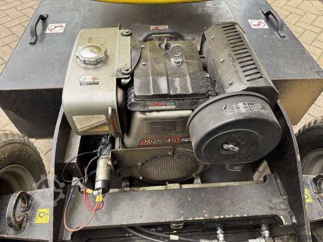 NIFTYLIFT Nifty HR12NDE Knikarmhoogwerker / Arbeitsbuhne HYBRIDE Kubota diesel 4x2 2014 NIFTYLIFT HR12NDE Knikarmhoogwerker / Arbeitsbuhne HYBRIDE Kubota diesel 4x2 2014