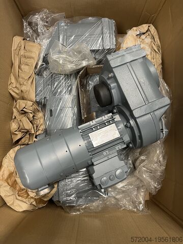 Plochý převodový motor SEW-EURODRIVE FH57/G DRN71M4/BE05/IS/TF/AK8W