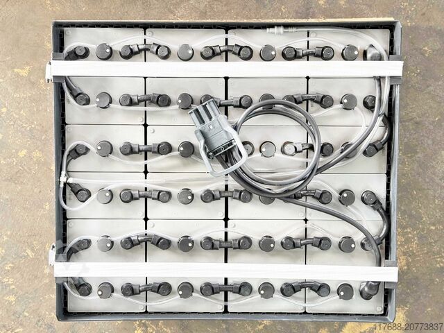 Elektryczne 4 koła Jungheinrich EFG 320 - Service Neu - Batterie 90% - Garantie