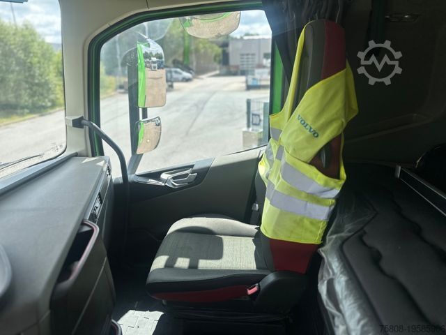 Cap tractor standard VOLVO FH460 Kompressor Welgro ACC Xenon