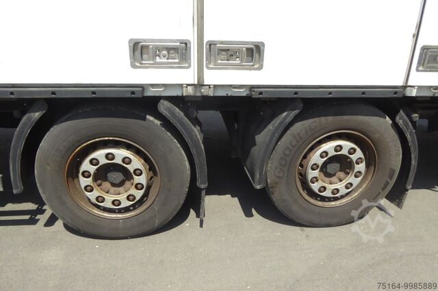 Caisse fermée (ou tôlé) Köstner ZAAK 18