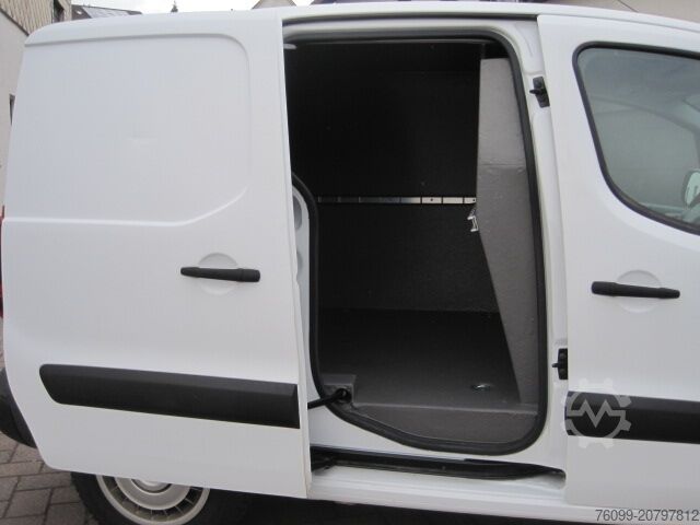 Customized van Peugeot Partner HDI Hygieneausbau 3-Sitzer M+S