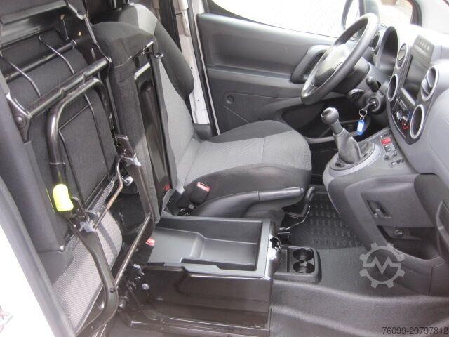 Customized van Peugeot Partner HDI Hygieneausbau 3-Sitzer M+S