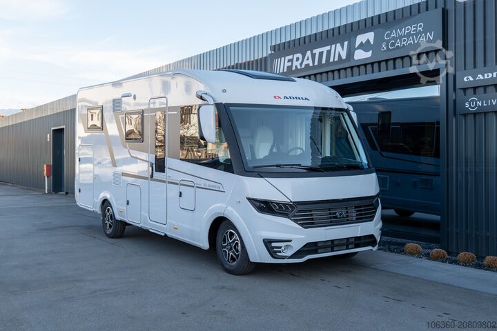 ADRIA SONIC 600 SL PACK WILD&FREE *Kategori B kørekort, 4 godkendte siddepladser* Ny autocamper ADRIA SONIC 600 SL PACK WILD&FREE *PATENTE B 4 POSTI OMOL.*