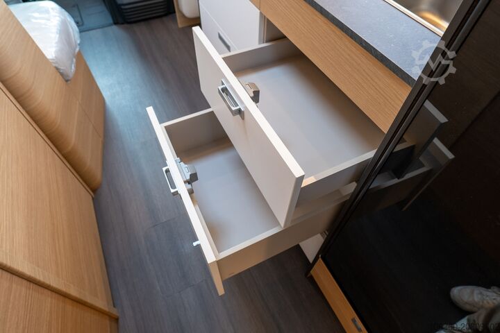 ADRIA SONIC 600 SL PACK WILD&FREE *Řidičský průkaz skupiny B, 4 homologovaná místa* Nový obytný vůz ADRIA SONIC 600 SL PACK WILD&FREE *PATENTE B 4 POSTI OMOL.*