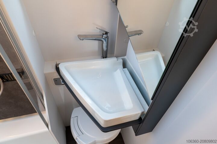 ADRIA SONIC 600 SL PACK WILD&FREE *Řidičský průkaz skupiny B, 4 homologovaná místa* Nový obytný vůz ADRIA SONIC 600 SL PACK WILD&FREE *PATENTE B 4 POSTI OMOL.*