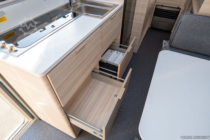 ADRIA ALTEA 552 PK MANSARDATO NOVÝ ADRIA ALTEA 552 PK