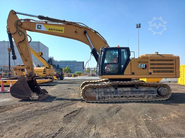 Rupsgraafmachine CAT 350 (Abu Dhabi)
