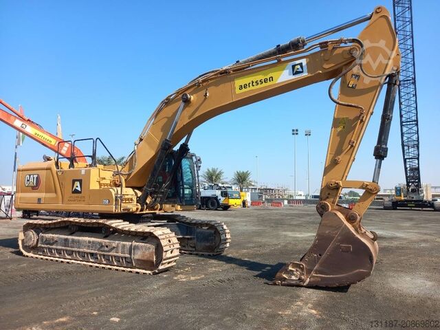 Rupsgraafmachine CAT 350 (Abu Dhabi)