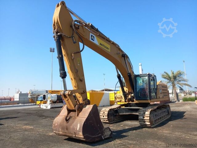 Rupsgraafmachine CAT 350 (Abu Dhabi)