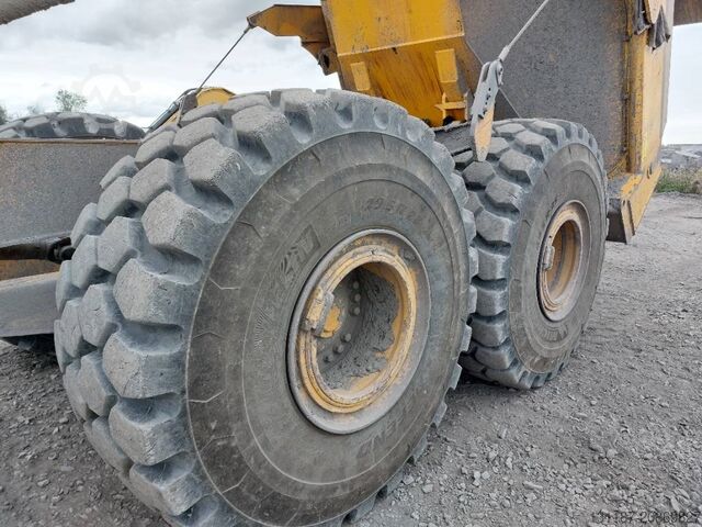 Camión volquete Volvo A45G