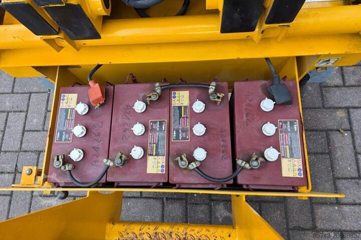 Scissor lift Haulotte Compact 12 Electric, 12m Working Height, 300kg Cap