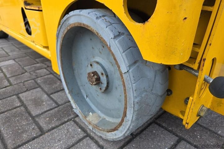 Scissor lift Haulotte Compact 8 As-Is, Electric, 8.2m Working Height, 35