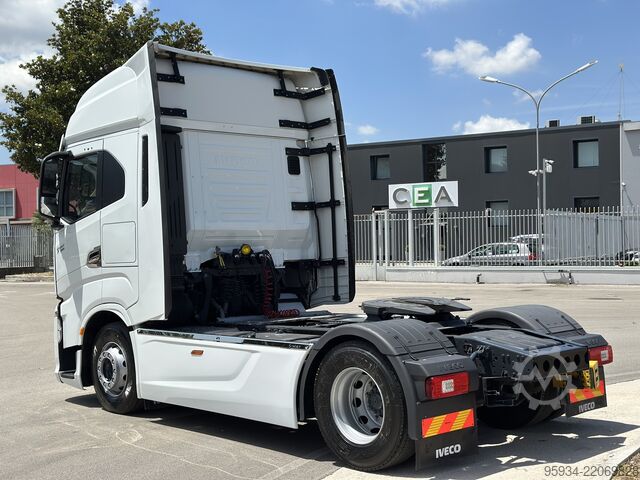 Tractora standard IVECO S-WAY 530
