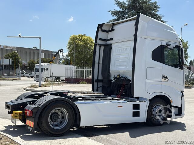 Tractora standard IVECO S-WAY 530